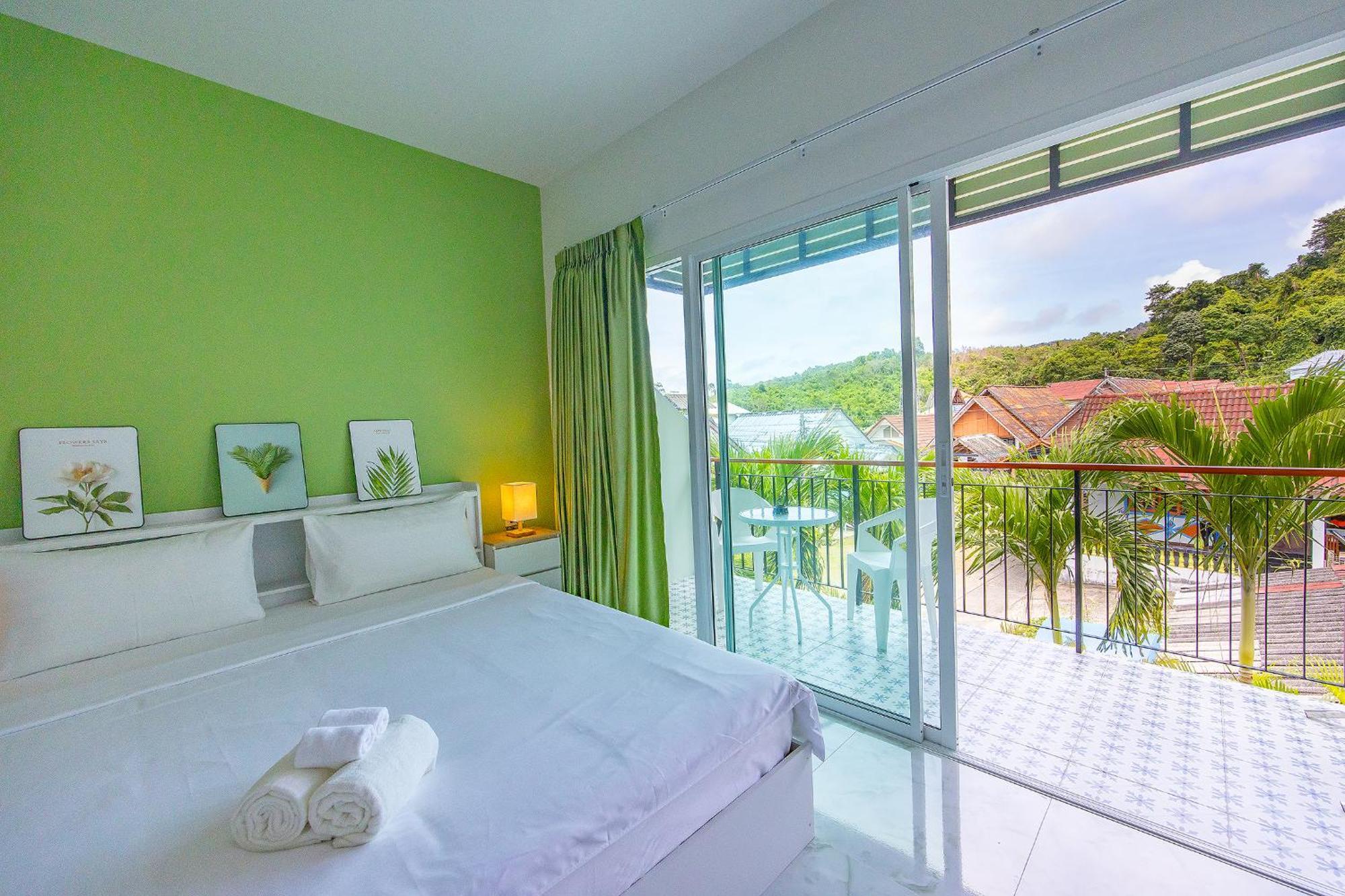 Karon Hotel At 22 Exterior photo